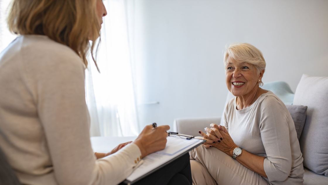 心理治療對于解決中風(fēng)后的抑郁和焦慮非常重要，因為這些是非常常見的癥??狀。