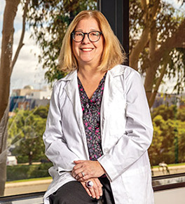 干細(xì)胞輸注療法的臨床試驗(yàn)結(jié)果令人鼓舞，該療法可以阻止帕金森病的進(jìn)展。照片來源：邁克爾·內(nèi)沃。