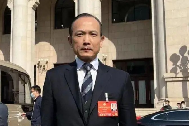 全國政協(xié)委員劉雅煌