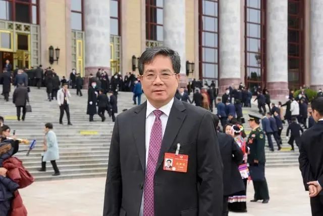 全國政協(xié)委員、貝達藥業(yè)董事長兼首席執(zhí)行官丁列明