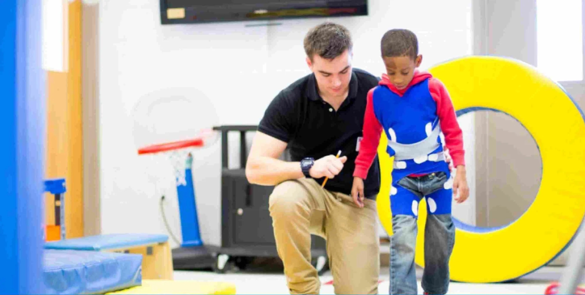 干細胞療法與藥物療法，誰更適合腦癱治療？