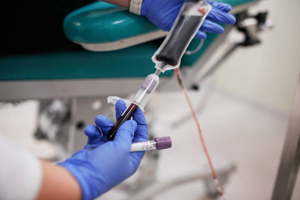 什么是干細胞移植？全面了解干細胞移植的類型、問題和治療過程！