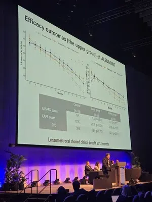 在澳大利亞墨爾本舉行的 PACTALS 2025 國際 ALS 大會(huì)上，CorestemChemon 公司展示了其“Neuronata-R”產(chǎn)品（圖片來源：CorestemChemon）。