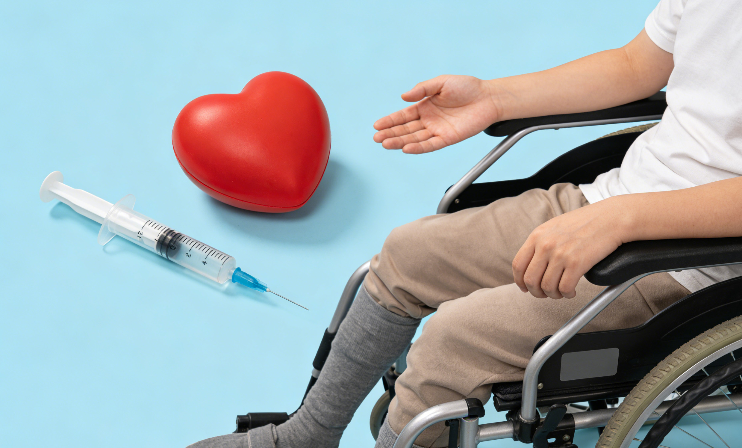 漸凍癥的5種替代療法盤點(diǎn):從輔助支持到前沿修復(fù)的科學(xué)指南 漸凍癥的5種替代療法盤點(diǎn):從輔助支持到前沿修復(fù)的科學(xué)指南